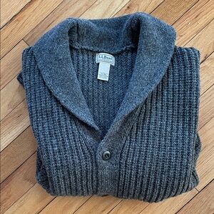 L.L. Bean Men's XXL Charcoal Cardigan Sweater Pockets